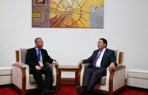 ТНБД Д.Даваасүрэн БНАСАУ-ын ГХЯ-ны Зэвсэг хорогдуулах, энх тайвны хүрээлэнгийн захирал Ким Ён Гүкийг хүлээн авч уулзав