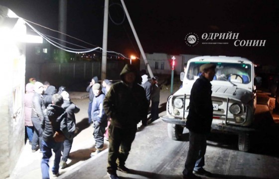 ЗАМЫН-ҮҮДЭЭР ЗЭРЛЭГ АДУУ МЭТ ЧИХЭЛДЭН ДАЙРАХ МОНГОЛЧУУДЫН НЭГ ӨДӨР 