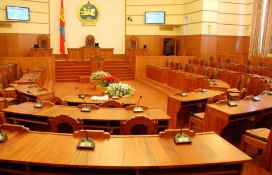 ЭЛЧИН САЙД НАРЫГ ЭГҮҮЛЭН ТАТАХ, ТОМИЛОХЫГ ХЭЛЭЛЦЭЖ ЭХЭЛЛЭЭ