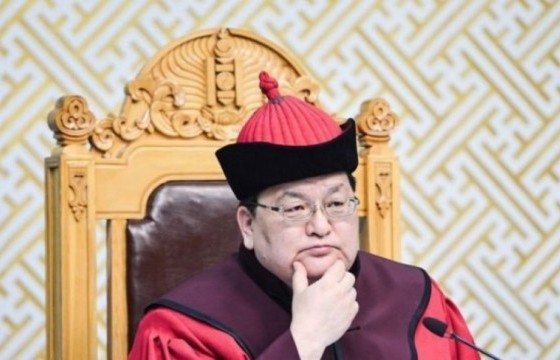 Үндсэн хуулийн цэцийн дарга Д.Одбаярыг ажлаас чөлөөллөө