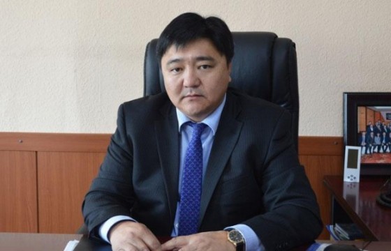 УИХ-ын гишүүн Я.Содбаатар Өвөрхангайн засаг дарга Г.Ганболдыг  Чинзориг сайд зөвлөх С.Далхаасүрэнг улс төрд зүтгүүлнэ