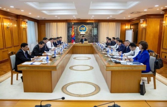 Зургаан сарын хугацаанд иргэдийн цалин хөлснөөс орлогын албан татвар авахгүй.