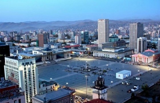 Нийслэлд хууль бусаар олгогдсон 150 орчим га газрын эрхийг цуцлаж нийтийн эдэлбэр газраар шийдвэр гаргасан байна.