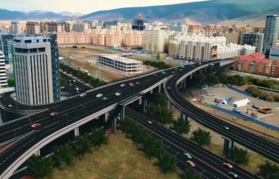 Улаанбаатарт үүлэрхэг. Бага зэргийн бороотой