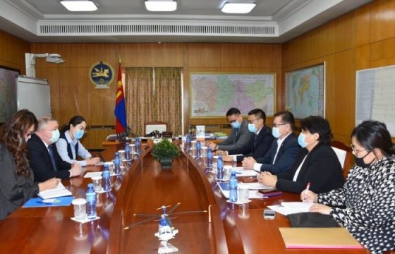 Казакстан Монгол улстай иргэдээ харилцан татан авах захиалгат нислэг үйлдэх талаар санал солилцлоо.