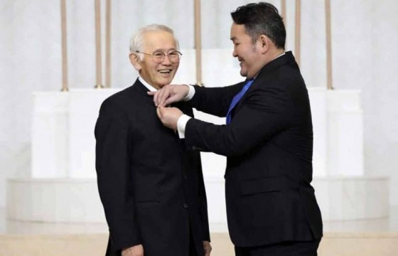 Н.Жадамба: Хатуу шалгууртай эрдэмтдийн өндөр шалгуурыг давж, Төрийн соёрхол хүртсэн