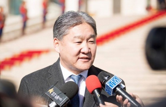 Р.Дагва: Ганц удаагийн бодлого шийдвэр, захирамжаар түгжрэлээс салж чадахгүй