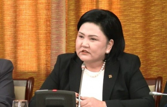 УИХ-ын гишүүн асан Д.Оюунхоролыг АТГ-аас залилангийн хэргээр шалгаж байна