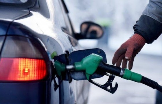 Шатахуун түгээх станцуудын дизель болон А92, А95 бензинээс ус, лаг илэрчээ 