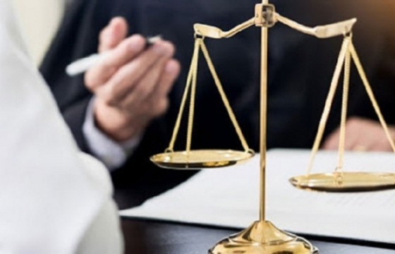 Татвар төлөөгүй 40 хуульчийн эрхийг хүчингүй болгожээ