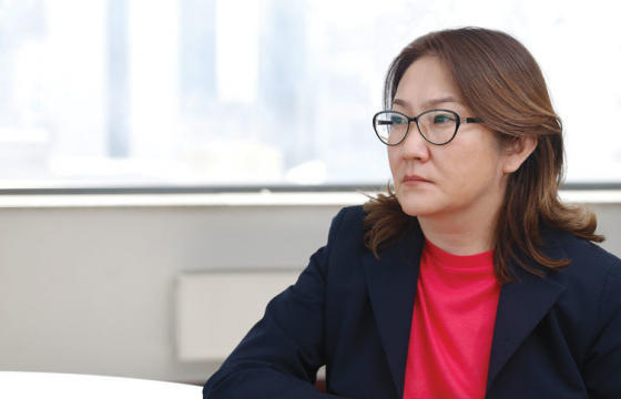 Б.Лакшми: Төсвийн орлого тасарсан энэ үед ашиггүй төслүүдийг заавал хэрэгжүүлэх шаардлагаггүй