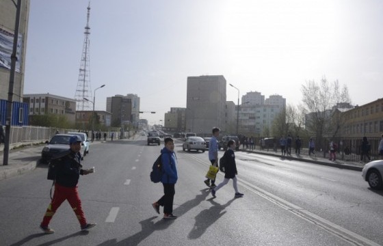 Гарцаар гарах соёлгүй улаанбаатарчууд