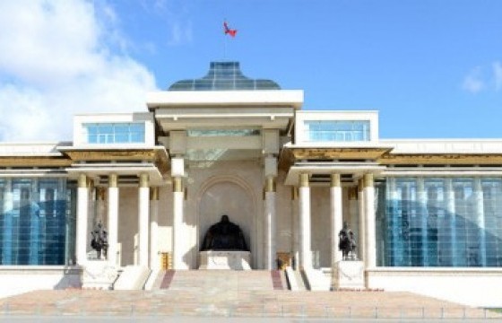 “Fitch” aгентлаг Засгийн газрын танилцуулахаар зэхэж буй бондод “В” зэрэглэл тогтоолоо