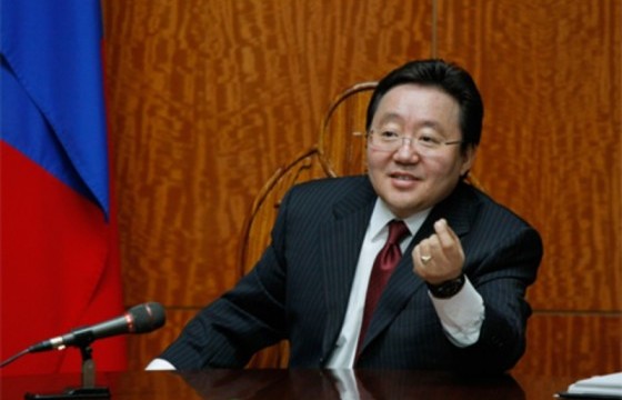 Ц.Элбэгдорж: Өөрсдөд нь хэрэгтэй бол ээжийгээ ч хонгил гэж хэлж чадна