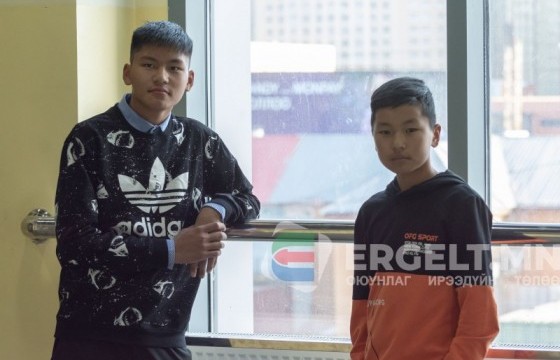 Үерийн уснаас дүү нараа аварсан  Б.Гурвансайхан, Б.Галбадрах: Ерөнхийлөгч биднийг “Улс орондоо ээлтэй, сайн хүн болоорой” гэж захисан