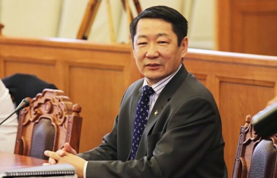 Ж.Батсуурь: Нийслэлийн хэрэглээний ус фтор, кальци багатай учраас хүн амын дундах шүдний өвчлөл, ясны сийрэгжилт ихсэж байна