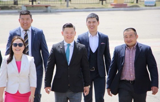 Н.Дугар: Төв сайхан нутгийнхаа төлөө зөв сайхан сэтгэлээр хүчээ нэгтгэнэ