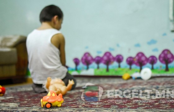 Хүчирхийллийн үүр болсон тансаг сууцнаас насжилт нь дууссан умгар өрөөнд тэд илүү жаргалтай