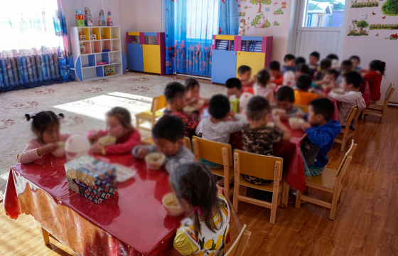 Сургууль, цэцэрлэгийн 353 багш, ажилчнаас арьсны халдвар илэрчээ