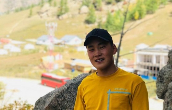 ИТХ-ын хамгийн залуу төлөөлөгч Г.Гантулга: 19 настай гэхээр сонгогчид хэрхэн хүлээж авах бол гэж айж байсан