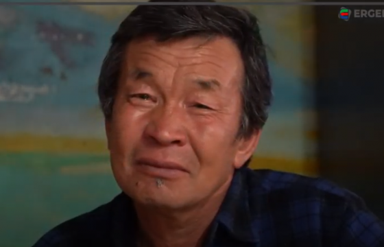 Б.Эрдэнэчимэг: Өмнө нь хэзээ ч охинтойгоо нүүр тулж ярилцаж байгаагүй