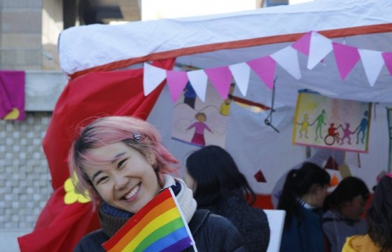 Б.Хулан: Өөрийгөө бусдаас дутуу гэж битгий бодоорой