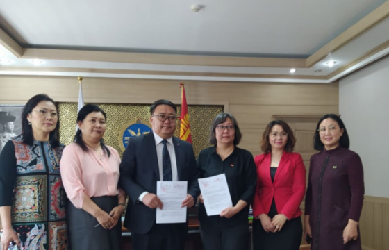 ГБХЗХГ-ын харьяа хүүхдийн тусламжийн 108 утасны чатбокс үйлчилгээнд сэтгэл зүйч бэлтгэх сургалт эхэллээ