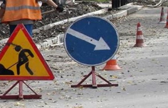 Таван шарын төмөр замын гарам орчмын замыг түр хаана