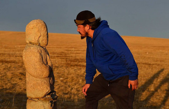 Тал нутгийн тамга хөрөг чулуу