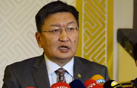 Боршоо, Цагааннуур боомтыг 21 хоног хаах шийдвэр гаргалаа