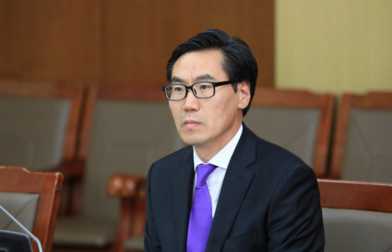 Улсын дээд шүүхийн шүүгчид нэр дэвшигч Ц.Цогтыг танилцууллаа