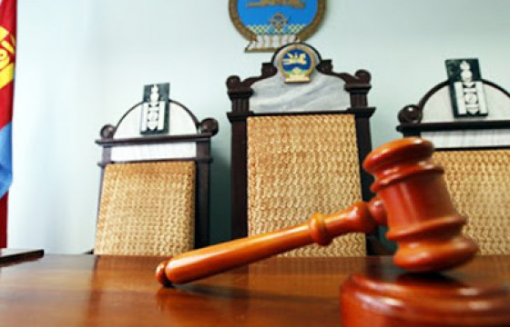 Ерөнхийлөгчийн хэт их эрх мэдлийг хэвээр үлдээсэн Шүүхийн тухай хууль