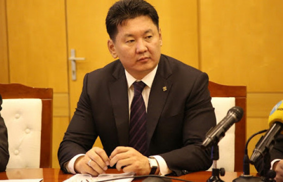 У.Хүрэлсүх: Төрийн хууль биелүүлдэггүй танхай нөхдүүдэд төр төмөр нүүртэй гэж харуулах хэрэгтэй