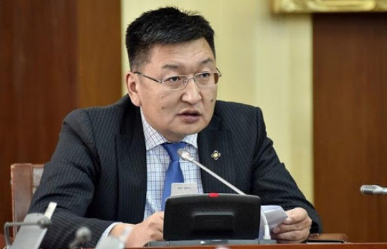 Я.Содбаатар: Нөхцөл байдал хүндэрвэл Анагаахын оюутнуудыг дайчилна