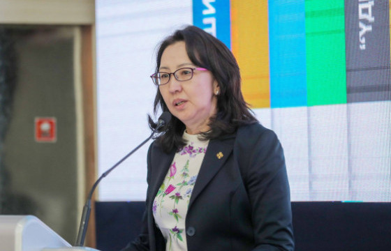 Л.Цэдэвсүрэн: Орон нутгийн оюутнуудыг нэгдсэн зохион байгуулалттай хүргэх ажлыг судалж байна