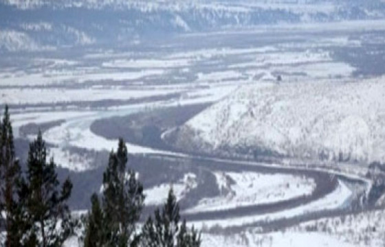 ХҮҮГЭЭ ТЭВЭРСЭН ЭЭЖ ҮХЭЛТЭЙ ТЭМЦЭЛДЭЖ ЯВСААР ОХУ-ЫН ХИЛ ДАВЖЭЭ-I