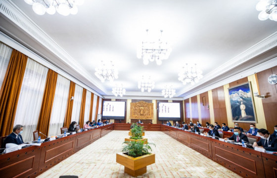 ЗГ: Отроор очсон малчдыг нутаг буцаахгүй, татвар, хураамж авахгүй бэлчээрээ ашиглуулахыг даалгав