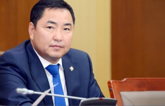 Б.Пүрэвдорж: 200 сая төгрөгөөр авсан автомашиныг хоёр жил унаад хувьдаа тавхан сая төгрөгөөр авч байна