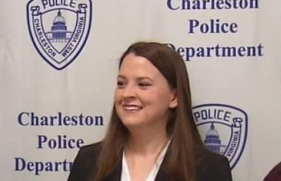 Цагдаагийн ажилтан толгойдоо буудуулж, нас баржээ