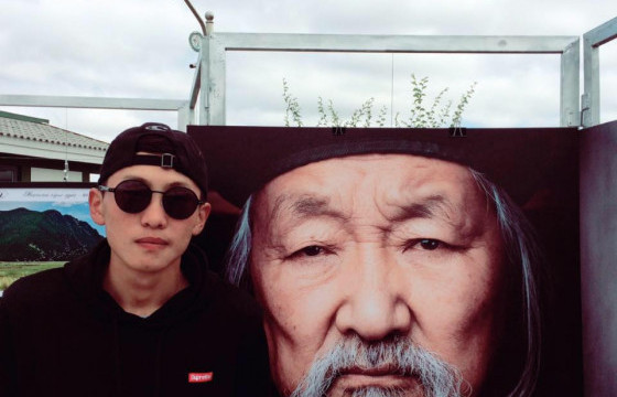 Уран бүтээлчийн санал болгох долоон шүлэг