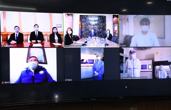 БНХАУ-аас 1.7 тэрбум төгрөгийн лабораторийн тоног төхөөрөмж, оношлуур хүлээлгэн өглөө