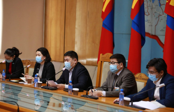 “ОЮУТОЛГОЙ” ТӨСЛИЙН ХӨРӨНГӨ ОРУУЛАГЧ ТАЛТАЙ ХИЙЖ БУЙ ЯРИА, ХЭЛЭЛЦЭЭГ ЭРЧИМЖҮҮЛЭХЭЭР БОЛОВ