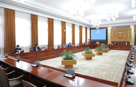 Шүүхийн тухай хуулийн завсарлагын хугацааг АН-ын бүлгийн хүсэлтээр гурав хоног сунгав