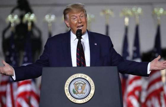 Иргэдэд тусламж үзүүлэх 900 тэрбум ам.долларын төсөвт Дональд Трамп гарын үсгээ зурахгүй гэв