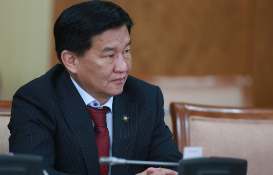 Ц.ДАВААСҮРЭН: Амьдралын боломж тааруу айлын хүүхдүүдэд компьютер өгмөөр байна