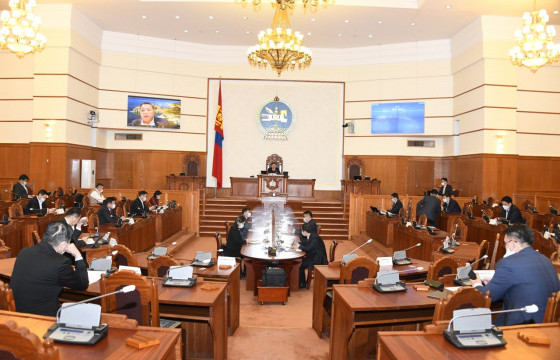 УИХ-ын гишүүд ОТГОН хуралдаанаа хийж, Цар тахлын хуулийн хугацааг ЗУРГААН сараар сунгалаа