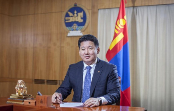 У.ХҮРЭЛСҮХ: ДЭМБ-аас хүлээн зөвшөөрсөн сайн чанарын вакциныг эх орондоо авч ирнэ