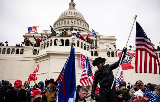 Цагаан ордноос чухал бичиг баримт алдагджээ