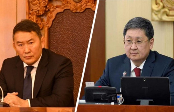 Ерөнхийлөгчийнх жижиг, Сангийн сайдынх том уу