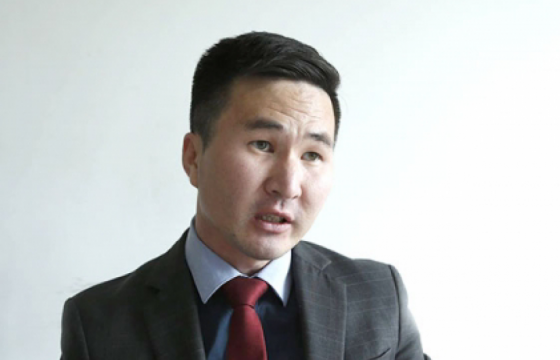 Хуульч Б.МЭРГЭН: Дуртай улсаасаа очоод 